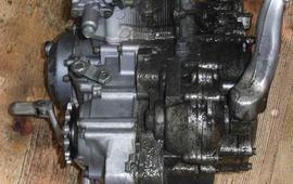 Oldtimer and car parts cleaning
